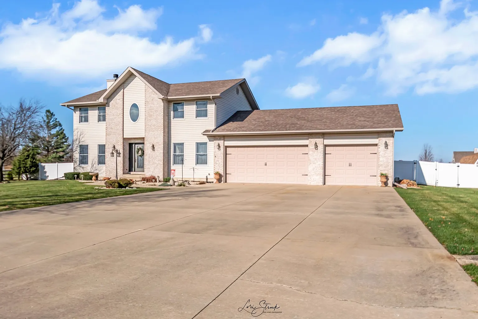 2685 Pinetree Turn photo 1