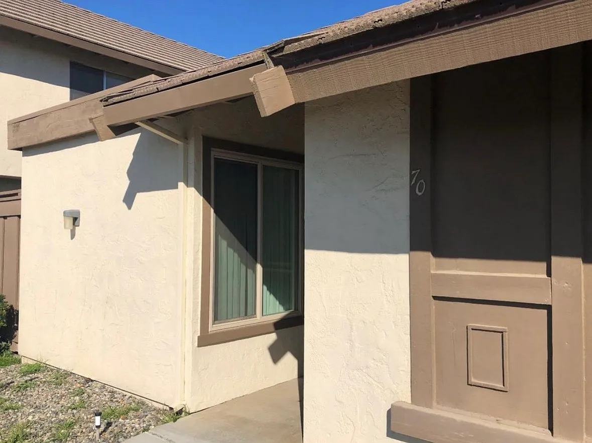 2 bed, 974 sqft, $2,500 — Photo 2
