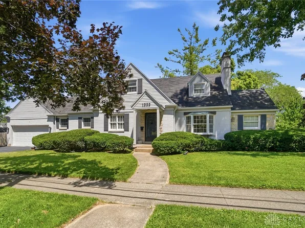 1222 Hathaway Rd, Dayton, OH 45419