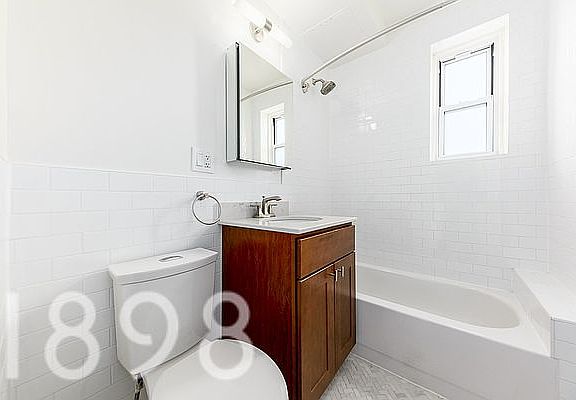 4th image of 45 E 135th St APT 5E