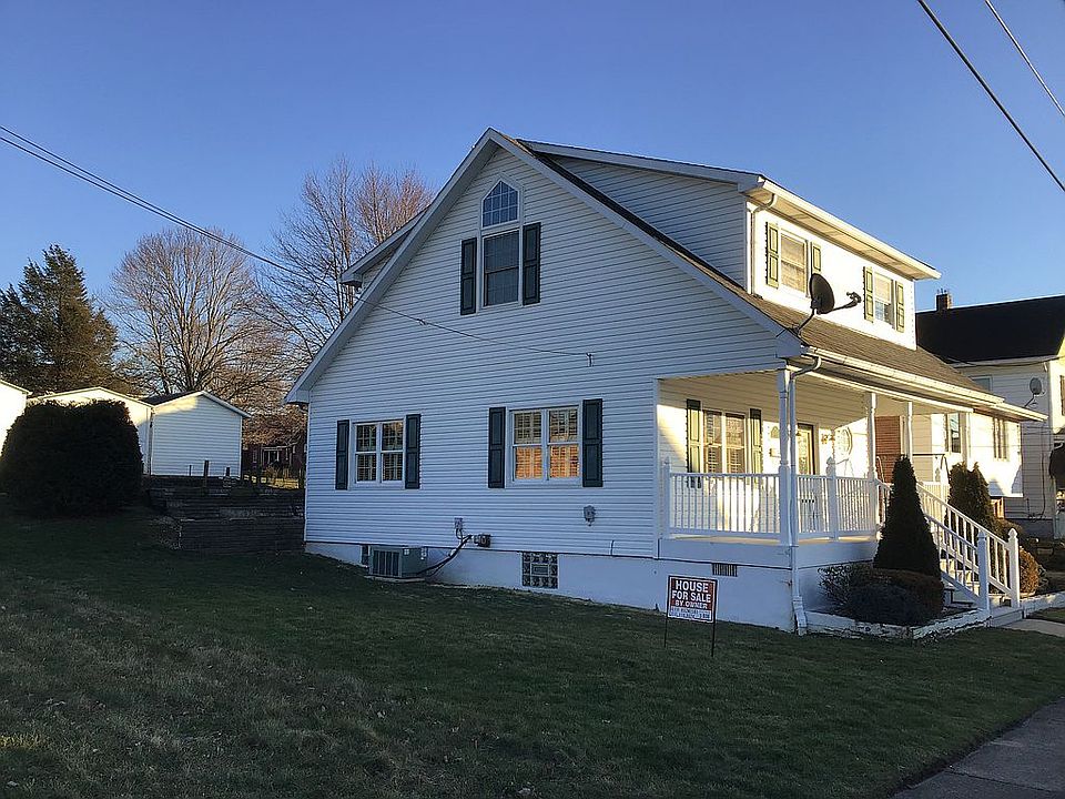 1st image of 10 Beech St