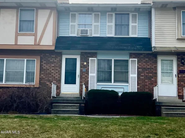 625 Harvest View Ln, Duncansville, PA 16635