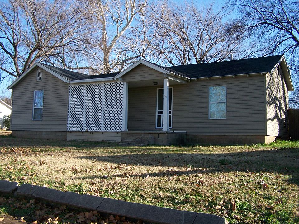 1st image of 601 S Dean A McGee Ave