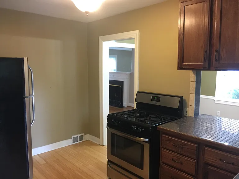 2229 Tyler Ln #1 — Photo 16