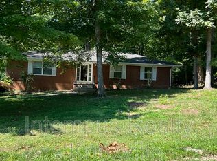 5801 Ridgewood Rd, Knoxville, TN 37918