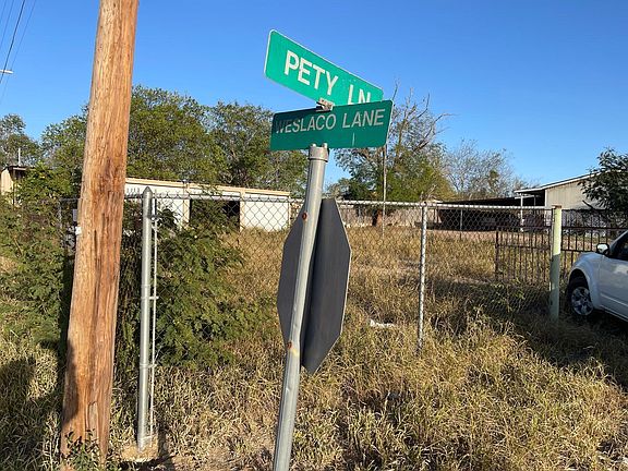 3rd image of 5302 Pety Ln