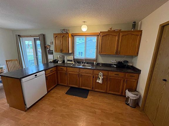 2nd image of 10313 W 89th St