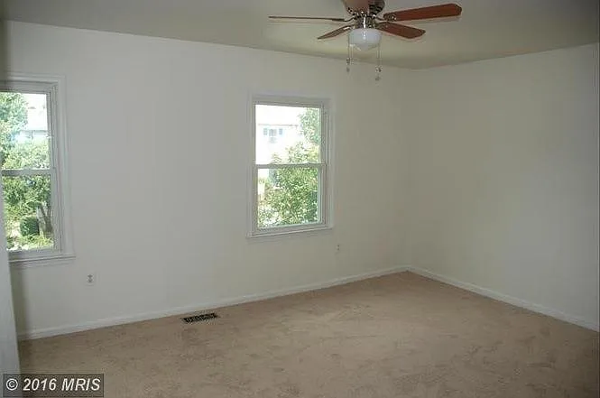 3005 Hickory Grove Ct — Photo 8