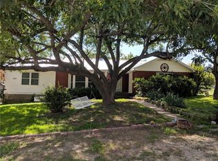 1102 S Rice St, Hamilton, TX 76531