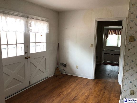 4th image of 1528 Baywood Cir