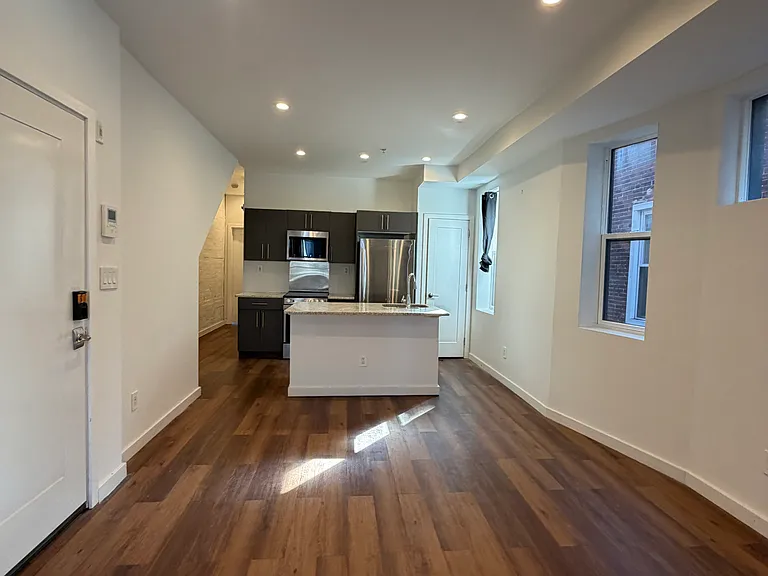 1247 S 53rd St #2 — Photo 8