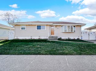 3508 81st St, Highland, IN 46322