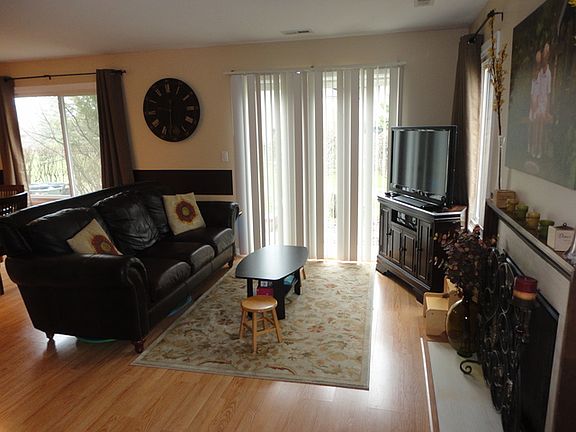 2nd image of 7957 Knottingham Cir APT C