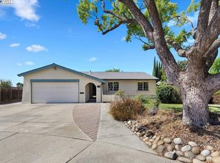 33 Agate Ct, Livermore, CA 94550