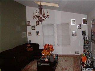 3rd image of 621 Madison Ave