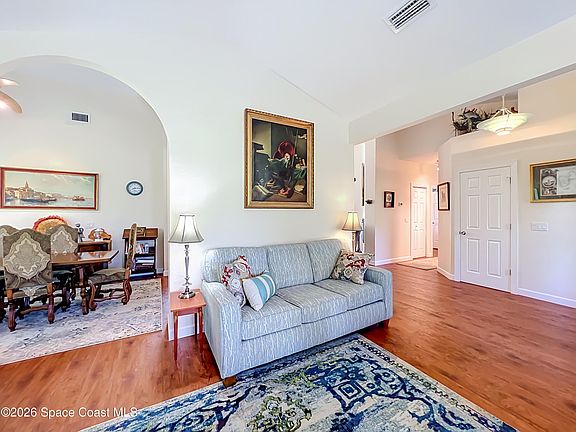 4th image of 1205 War Eagle Blvd