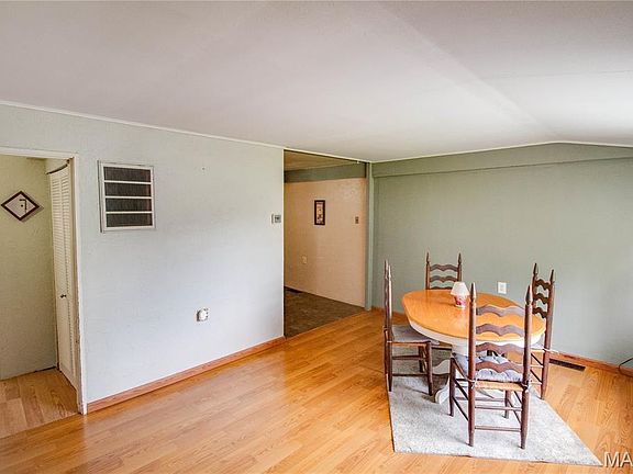 5th image of 2132 Miracle Ave