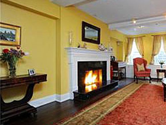 4th image of 434 E 52nd St APT 6E