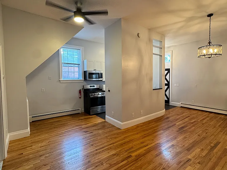 61 Clinton St #1 — Photo 7
