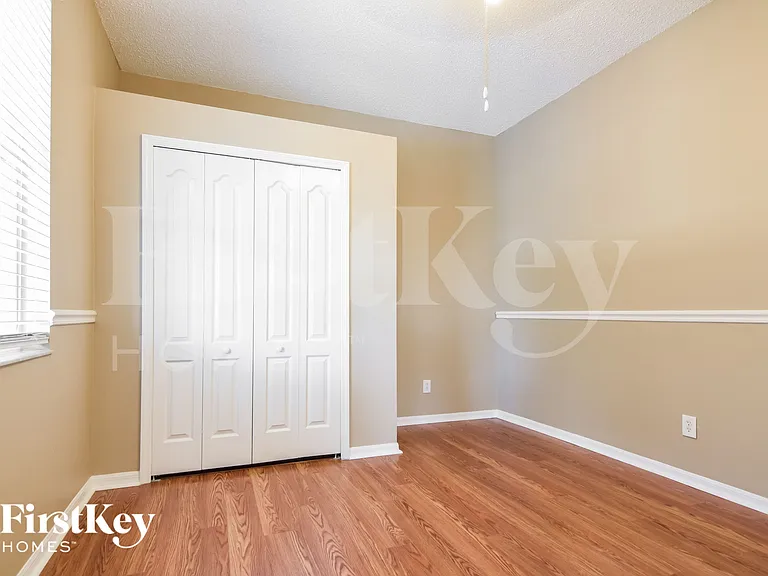 10424 Beneva Dr — Photo 12