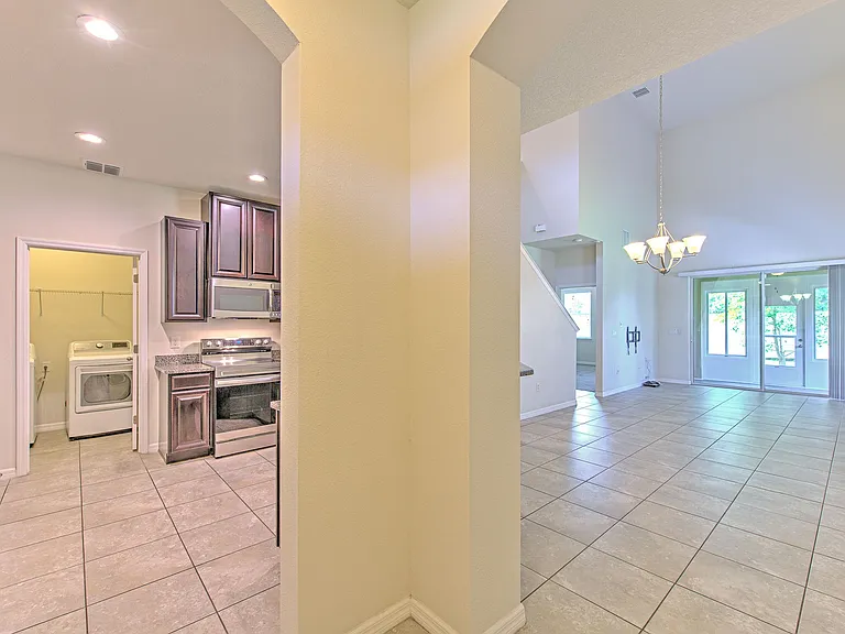 2111 Broadway View Ave — Photo 9