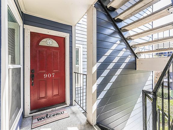 2nd image of 18515 Egret Bay Blvd APT 907