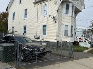 643 Newfield Avenue, Bridgeport, CT 06607