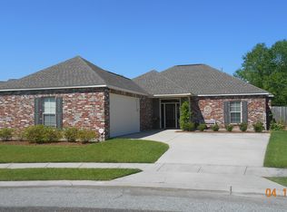 2101 Springstone Dr, Baton Rouge, LA 70810