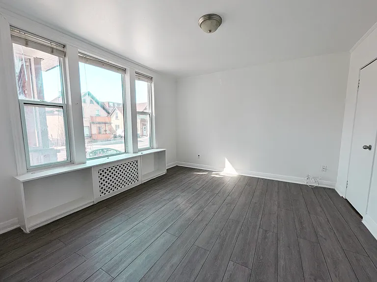 136 Weber St E #9 — Photo 11