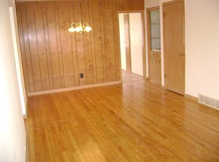 1215 Lambeth Rd APT 3, Waukesha, WI 53189