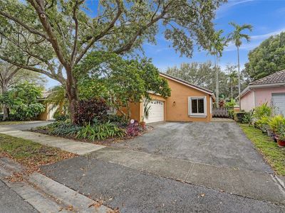 10054 NW 2nd St, Plantation, FL, 33324