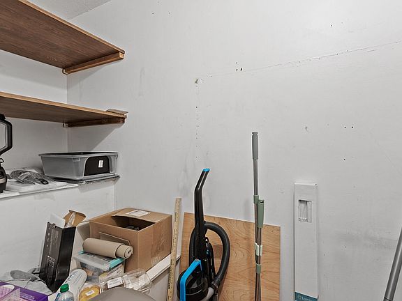 3rd image of 8075 Buchanan St NE #3