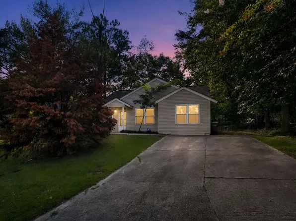 420 Greenlake Dr, Hopkins, SC 29061