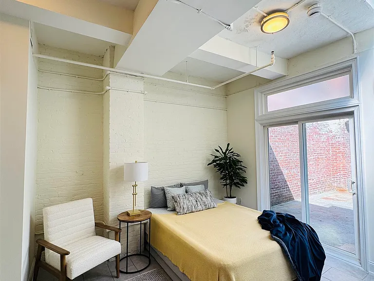 300 Communipaw Ave #43 — Photo 7