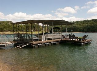 1229 Highland Park Dr, Eureka Springs, AR 72631