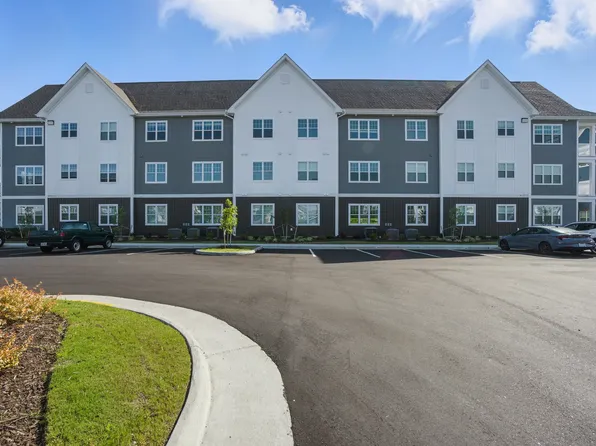 1728 Vankar Dr, Virginia Beach, VA