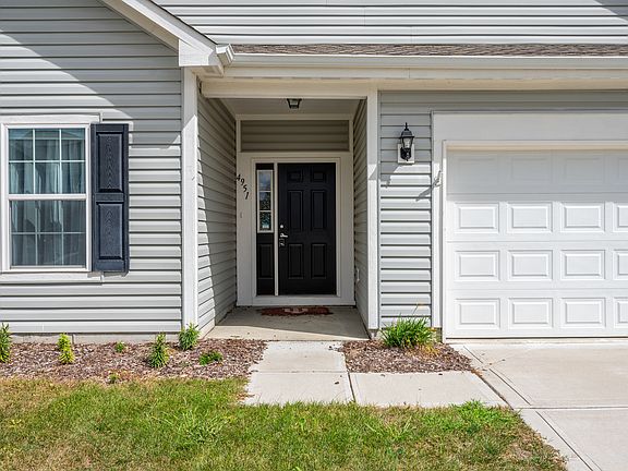 3rd image of 4951 Penoyer Ln
