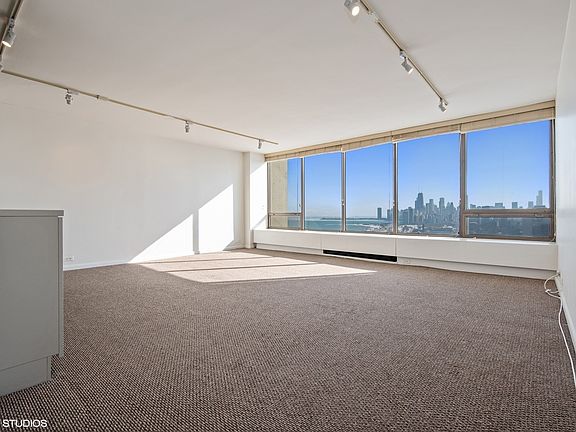 4th image of 2800 N Lake Shore Dr APT 3214