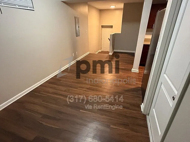 14998 Allisonville Rd — Photo 15