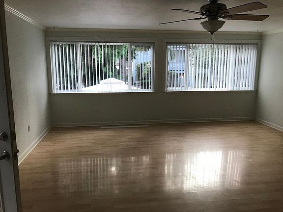 5th image of 20910 70th Ave W