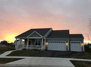 240 Water Lily Ln, Elgin, IL 60124