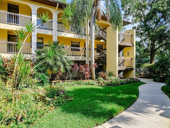 5th image of 3423 Mermoor Dr APT 109