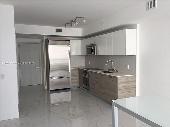 2nd image of 1300 Brickell Bay Dr APT 1210