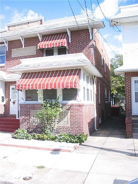 Front / 103 N Harvard