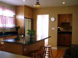 807 Nantasket Ave, Hull, MA 02045