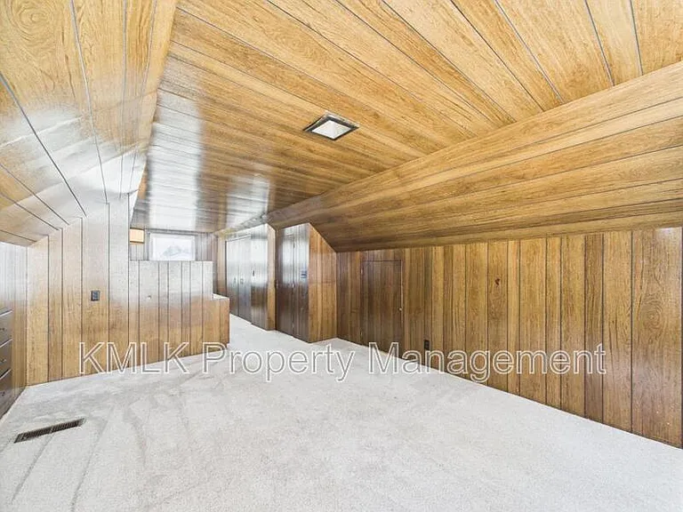 636 Lurie Ave — Photo 28