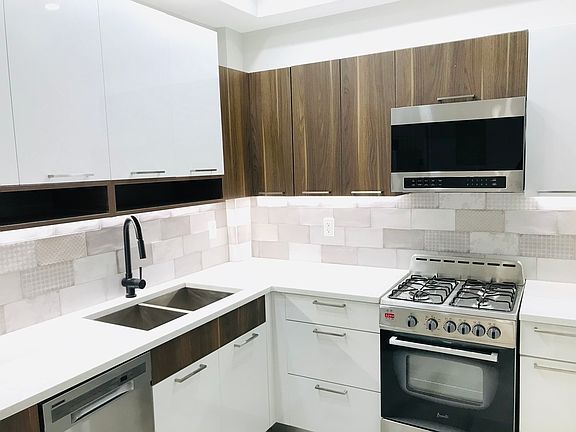 2nd image of 531 Kingston Ave #2B