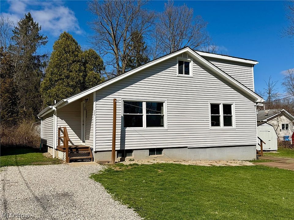 1st image of 111 Goredon Dr