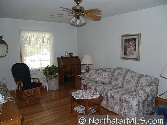5th image of 121 Central St
