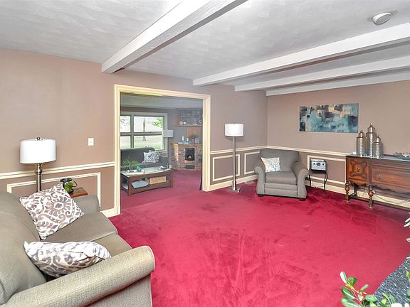 5th image of 8894 Murphy Rd